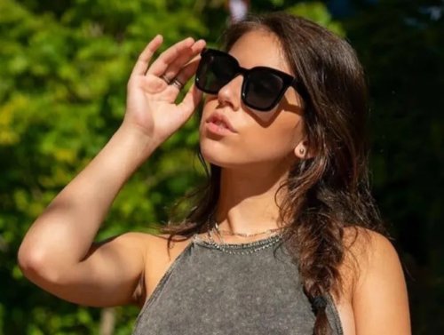 Burn your bra and join the revolution (34 Photos) 1