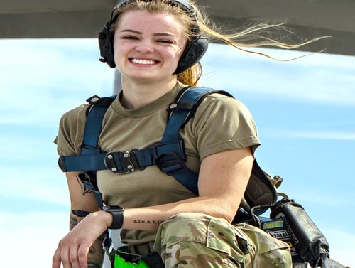 Beautiful USAF crew tells “UN-told” war story…of GOOD humanity (40 HQ) 1